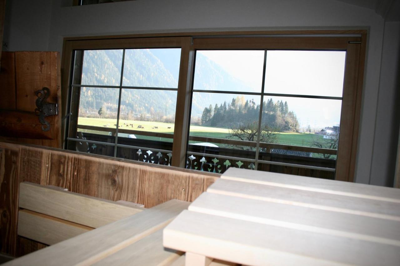 Appartements "Da Zillertaler Und Die Geigerin" Mayrhofen Exterior photo